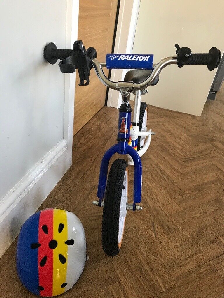 raleigh team burner balance bike